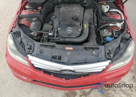 2013 Mercedes-Benz C 250 from USA, damaged, VIN WDDGF4HB8DR294443